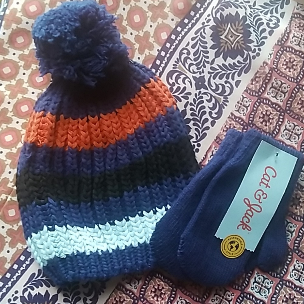 Cat & Jack hat and mittens set